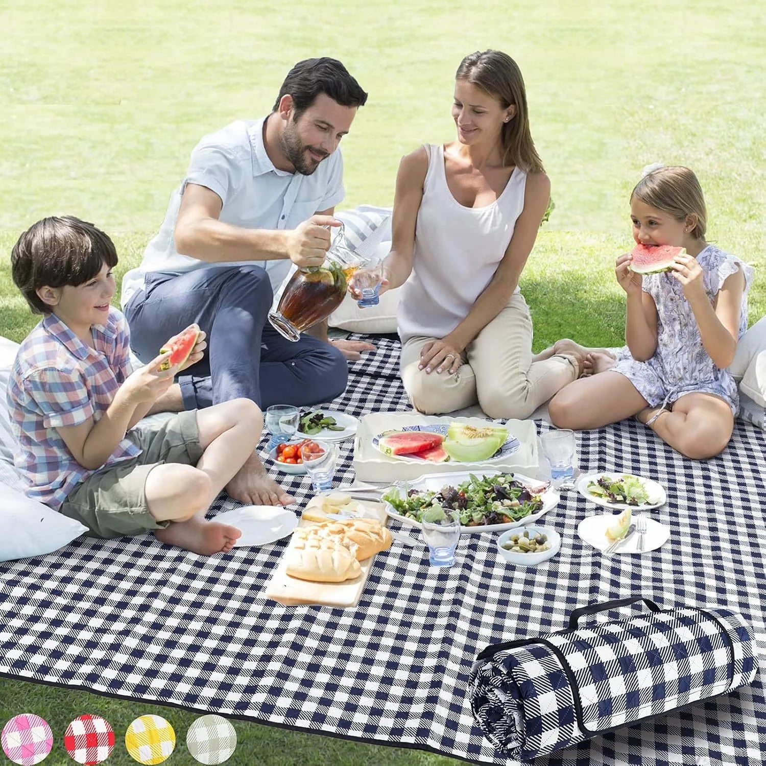 Extra Large Picnic Outdoor Blanket, 80鈥漻80" Waterproof Foldable Blankets Gingham Picnic Mat for Beach - Image 4